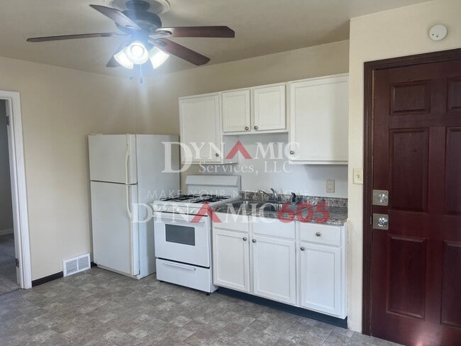 Photo - 403 S Wayland Ave Unit Apt. 2