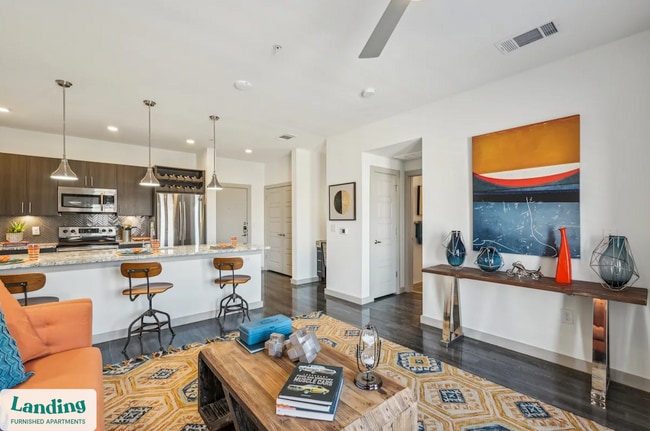 Photo - 7201 Henneman Way Unidad 345.1411277