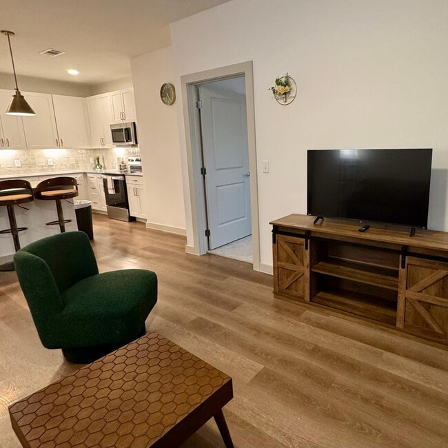 Photo - 1301 Leah Ave Unidad FL1-ID1355780P