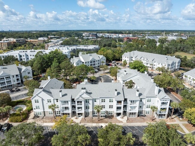 Building Photo - Adorable Rental in Convenient Location