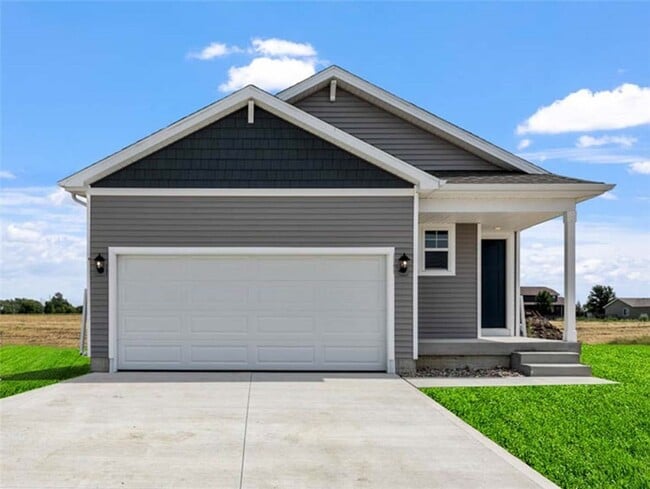 Building Photo - Single Family Ranch Home in West Des Moine...