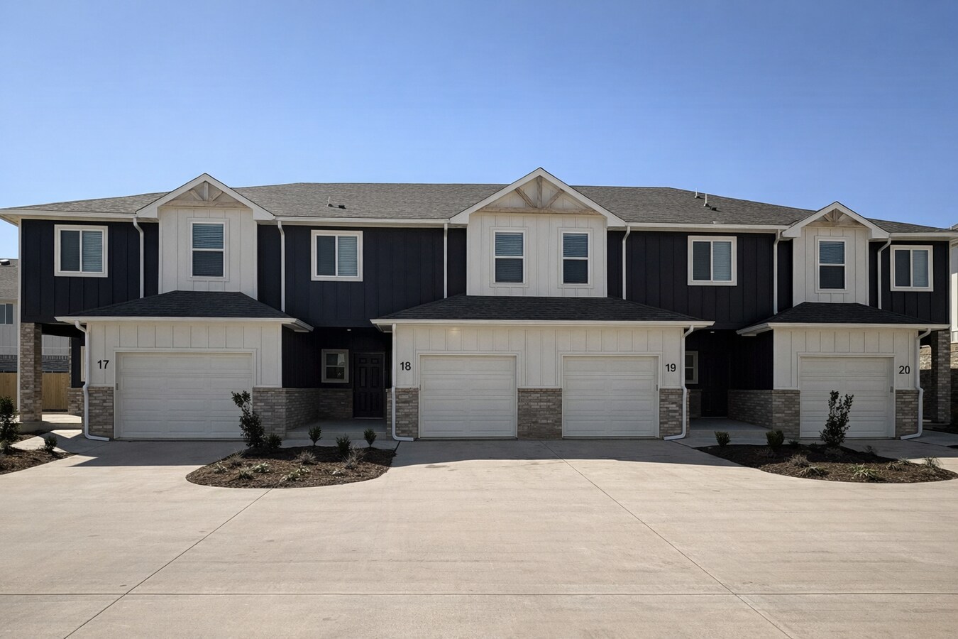 Photo - 10601 NW 23rd St