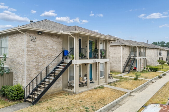 Building Photo - Langham Creek Apartments