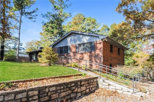 Photo - 609 Evergreen Dr