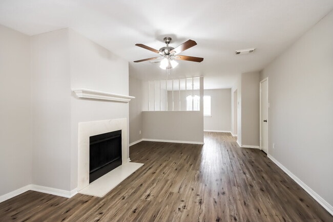 Photo - 6923 Echo Pines Dr