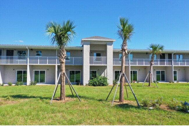 Photo - Manatee Landing
