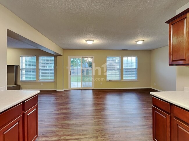 Photo - 13993 Meadow Lake Dr