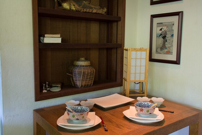 Dining Area - 2567 N Fitch Mountain Rd Unit 2