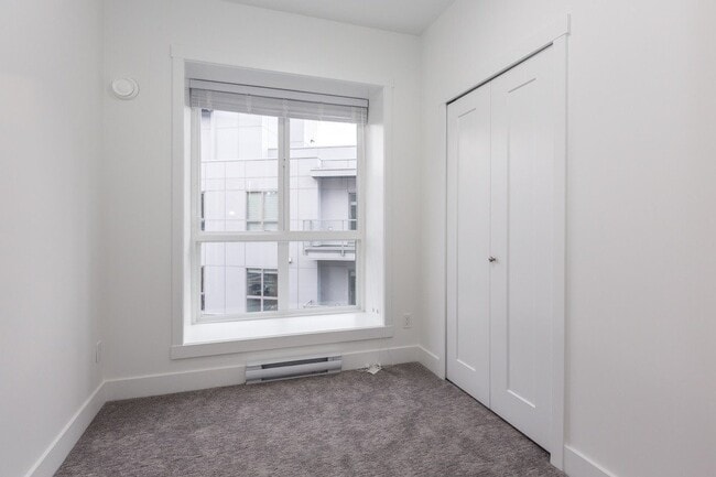 Photo - 13978 Fraser Hwy Unit 409