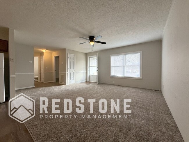 Photo - 431 Cleveland Ct