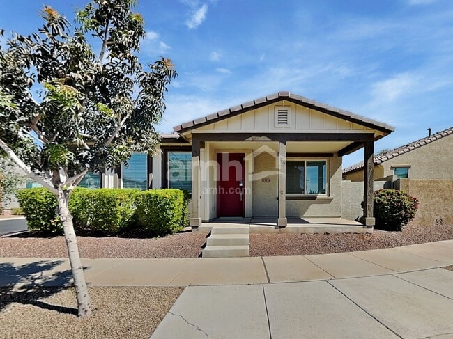 Photo - 15074 W Sherman St