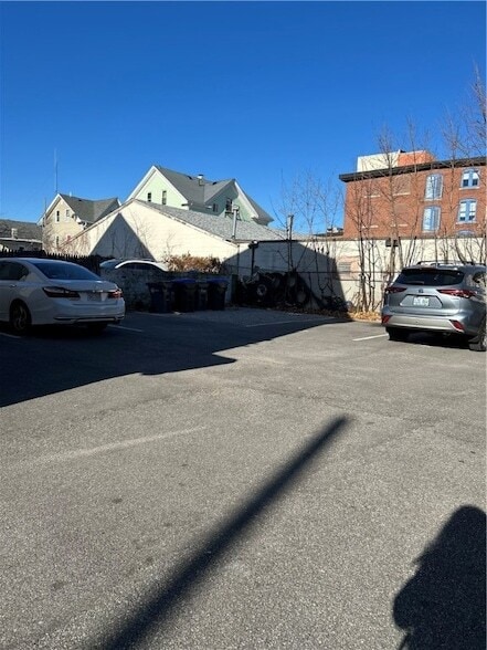 Photo - 111 Burnett St