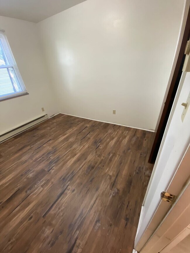 Photo - 655 Portis St Unit 655-4