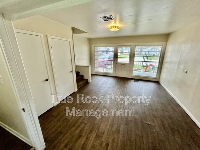 Photo - 427 S Center Ave