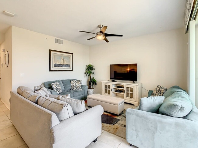 Photo - 4731 Clock Tower Dr Unidad ID1314985P