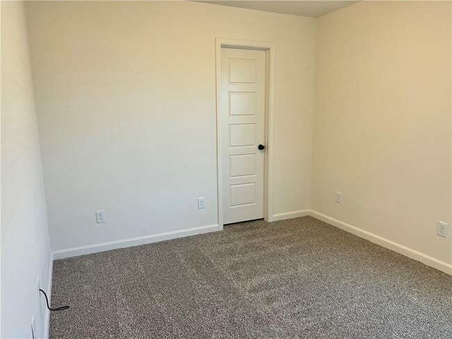 Photo - 824 S Parrot Ln