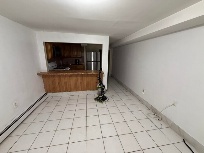 619 38th St Unit Ground Level