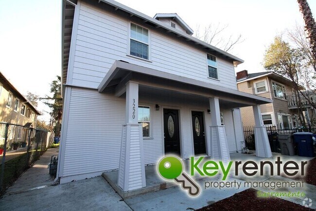 Building Photo - 3220 2nd Ave Rental
