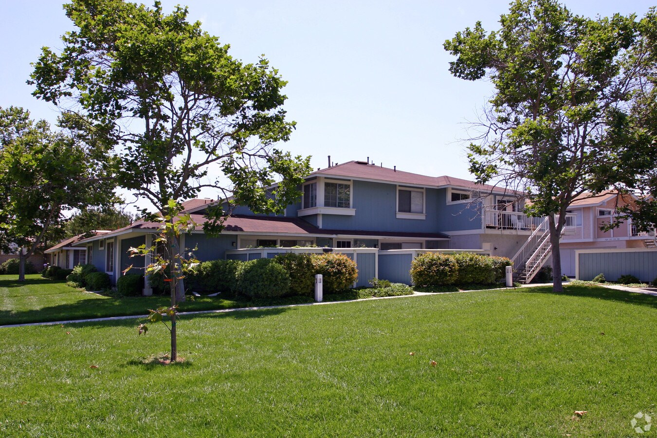 Photo - 736 Paradise Cove Way