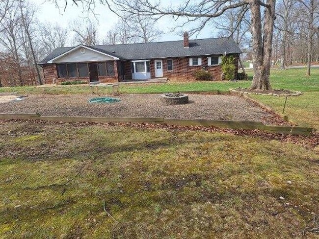 Photo - 1084 Nease Dr