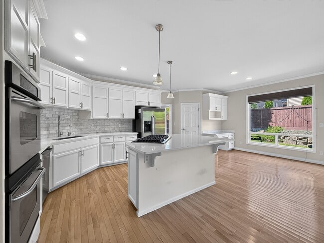 Photo - 1311 270th Way SE