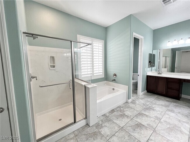 Photo - 2117 Thames View St