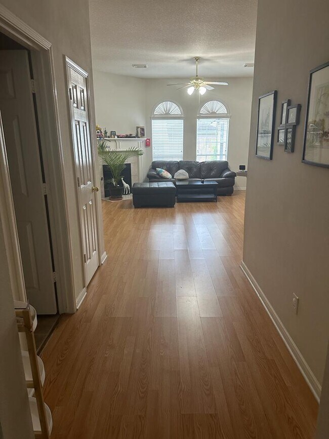502-anacacho-dr-house-house-rental-in-spring-tx-forrent