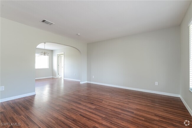 Building Photo - 2809 Greendale Rd Rental