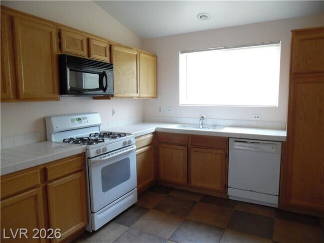Photo - ONE STORY - 2 BEDROOM WITH 2 CAR GARAGE