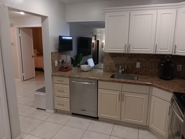 Photo - 13125 Chadwick Ct Unit 2