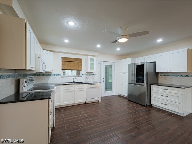 Photo - 7425 Galloway Rd