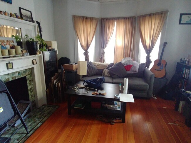 Photo - 64 Murdock St Unit 1R