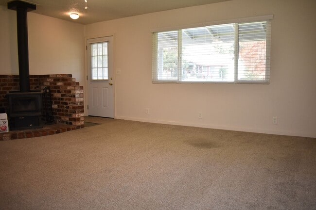 Photo - 3794 Circle Dr