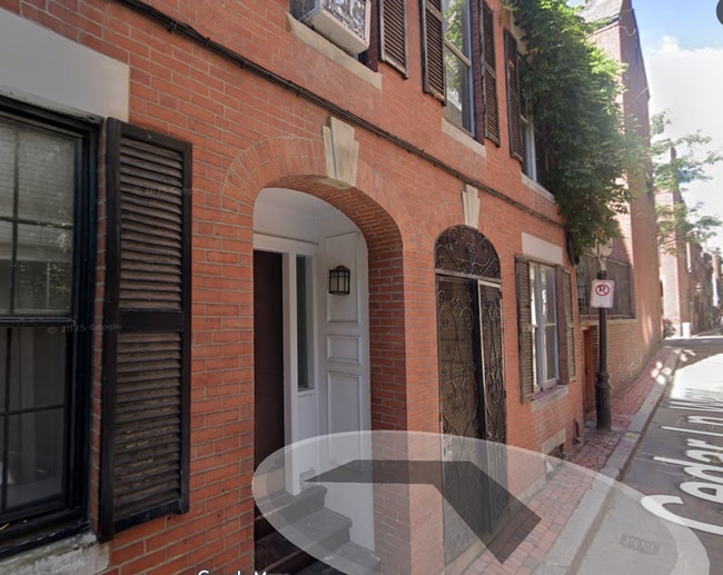 Photo - 6 W Cedar St