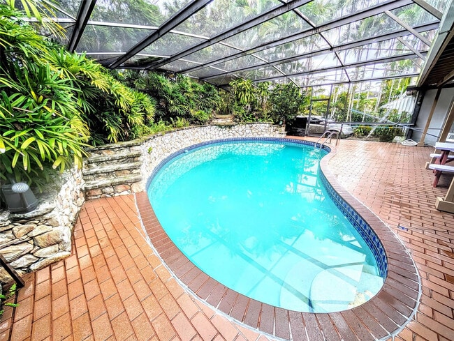 Building Photo - 169 Palmetto Dr