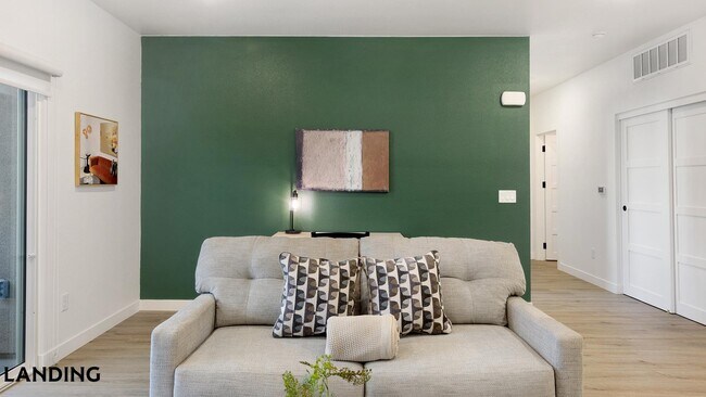 2555 N Rancho Dr Unit 2065