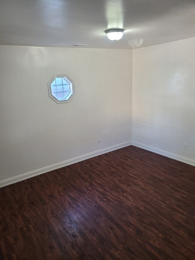 Photo - 144 Spring St