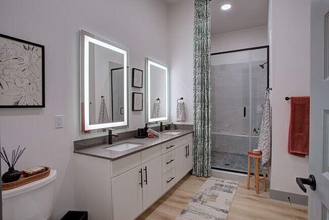 Photo - Casey at Frisco Station