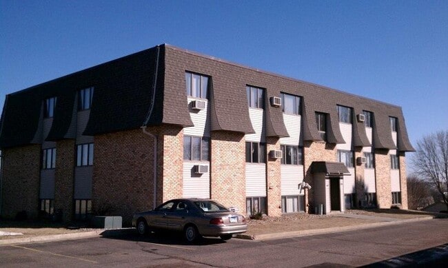 Building Photo - 5105-5105 W 45th St Rental
