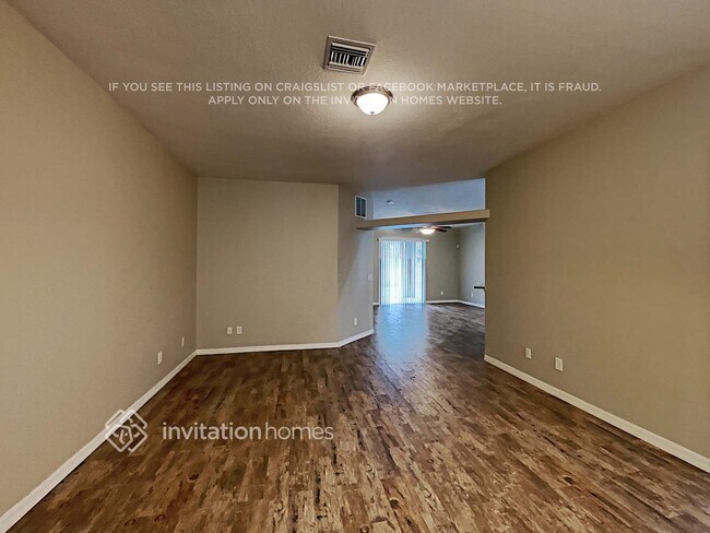 Photo - 5996 Indigo Crossing Dr