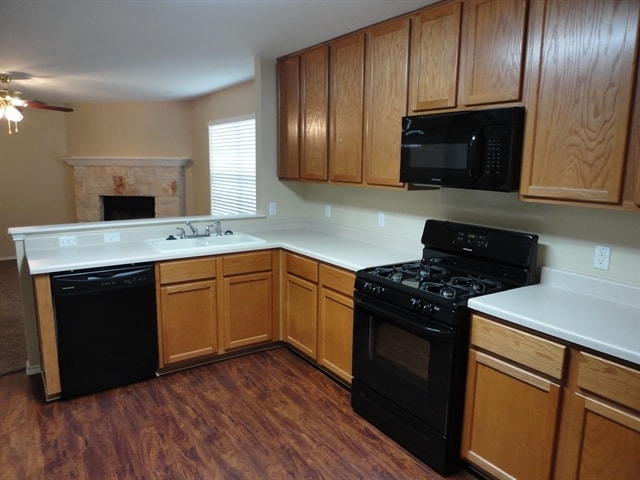 Photo - 610 Carole Cv