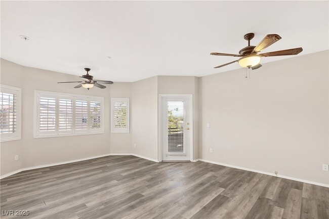 Building Photo - 833 Aspen Peak Loop Unit 826