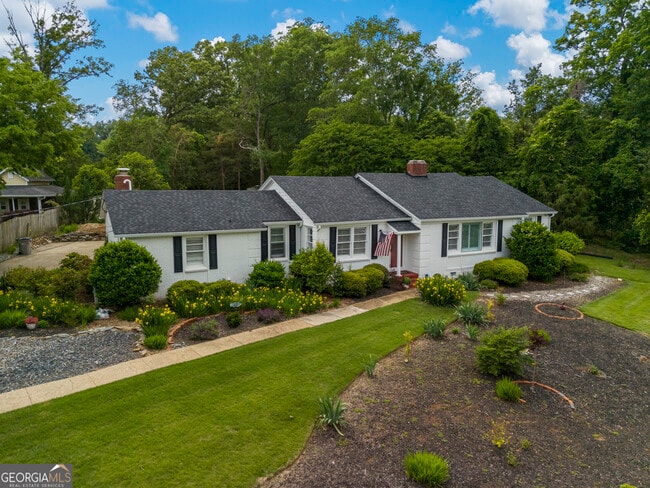 Building Photo - 603 Piney Woods Dr