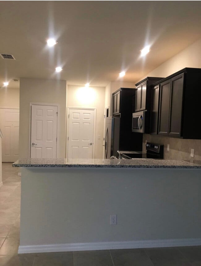 Kitchen - 5331 Sylvester Loop