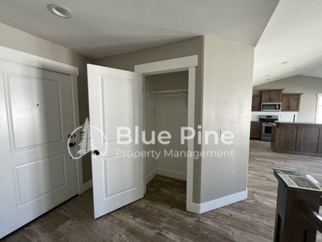 Photo - 3755 Harrington Rd