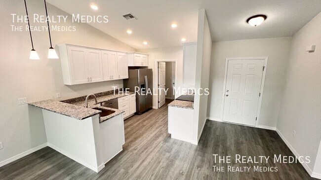 Photo - 4165 Hammock Rd