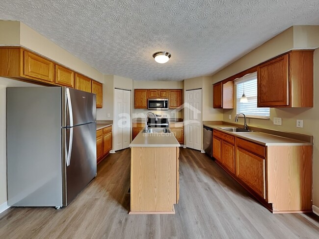 Photo - 5568 Conn House Dr