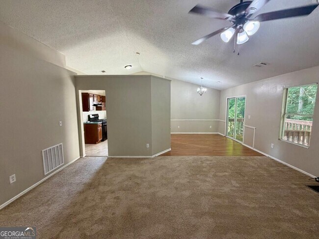 Photo - 1617 Picadilly Ct NE