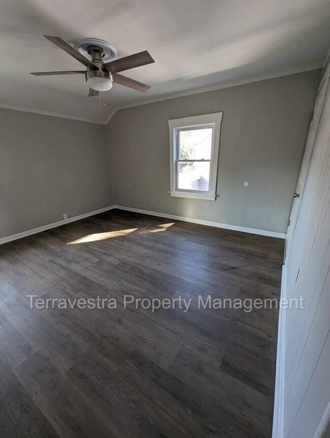 Fully renovated 2 bed 1 bath with all new Rental House Rental in