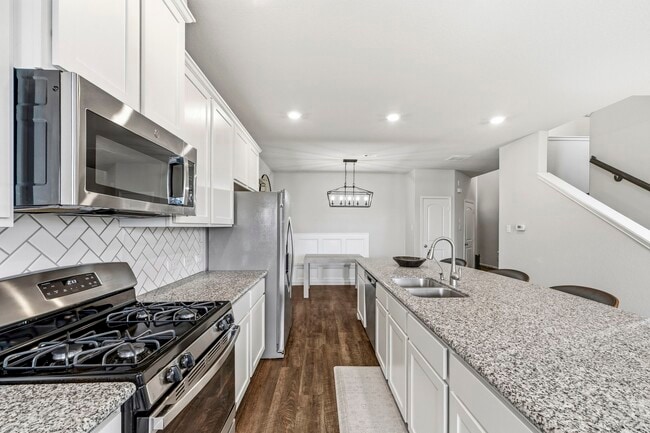 Photo - 5532 Evanston Ln